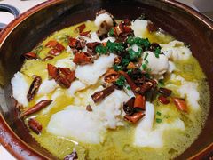 酸菜巴沙鱼片-大碗先生(万家丽店)