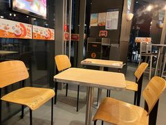 大堂-汉堡王(华润五彩城店)