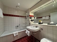 -因特拉肯贝乌里瓦奇大酒店