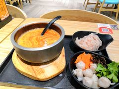石锅孖宝-渔米丰·广府鱼汤米线(光明广场店)