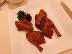 烤乳鸭-利苑酒家(合景国际金融广场店)