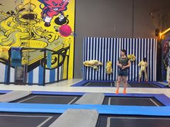 -超时空蹦床团建·VR潮玩运动娱乐·生日派对游乐园(金桥店)