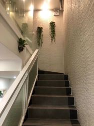 -灰姑娘美甲美睫馆