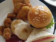 -三亚湾皇冠假日度假酒店·临风大堂酒廊