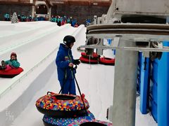 -长沙湘江冰雪世界