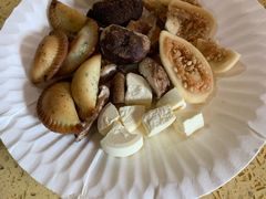 -东巴谷野生菌火锅餐厅
