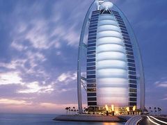 -迪拜帆船酒店海底餐厅