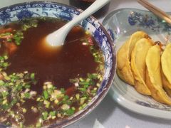 -老新隆牛肉锅贴(新街口店)