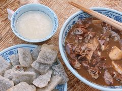 老北京炸灌肠-门框胡同百年卤煮(新街口店)