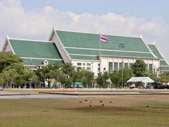 -皇家田广场(อนุสาวรีย์ทหารอาสา)