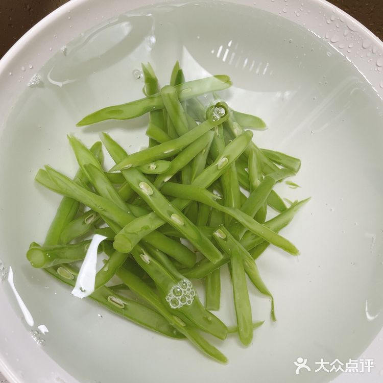 食谱-煎猪肉柚子胡椒风味意面-真中陽宙
