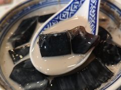 -广信牛奶甜品世家(台东店)