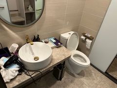 -广州天河体育中心美居酒店