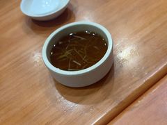 -莱莱小笼·乔艾