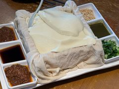 -95号酱骨·一块豆腐(展春园西路店)