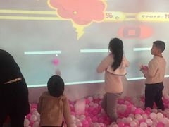 -蒙特利亲子乐园