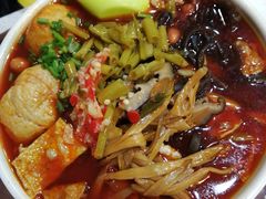 三鲜-西环肥仔螺蛳粉(南宁第一分店)
