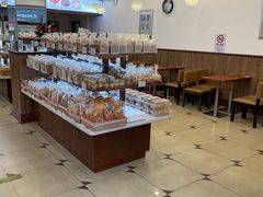 -红宝石·鲜奶小方·海派西点房(南丹店)