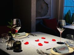 -弦月窗LUNETTE BY AMANDA(复兴路店)