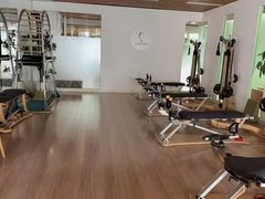 -Isofit 普拉提·婵柔工作室