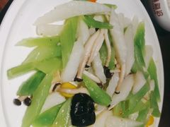 -前海沿·青岛菜(李沧万达店)