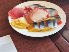 -鲤鱼洲酒店港鲤咖啡厅