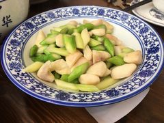 芦笋嫩菱-兰边碗(鼓楼店)