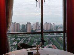 -宝燕壹号景观餐厅(龙盛国际商业广场店)