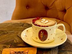 -Me Coffee下午茶艺术空间