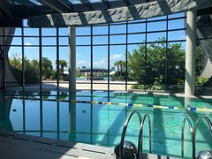 -上海滴水湖皇冠假日酒店