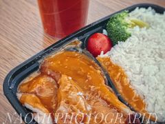 -香港新发烧腊茶餐厅(水围店)