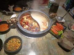-销魂美蛙鱼头火锅(上海首店)