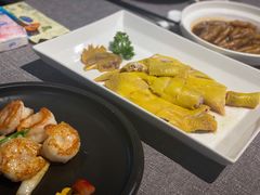 -御花园·粤菜·海鲜火锅(中山公园店)