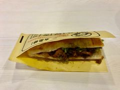 -驴公驴婆(曹杨店)