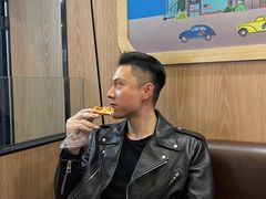 -达美乐比萨(南京路店)