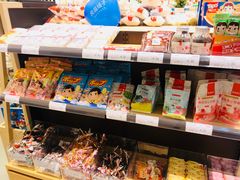 零售区-良品铺子(大唐西市店)