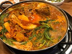 土豆脊骨锅-喇喇排骨火锅·传统韩式脊骨汤(望京西园总店)