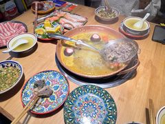 -洱火云南酸菜牛肉火锅(石景山当代商城店)