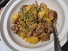 烧肉焖豆角-巴音浩日娲·蒙餐(双林东路店)