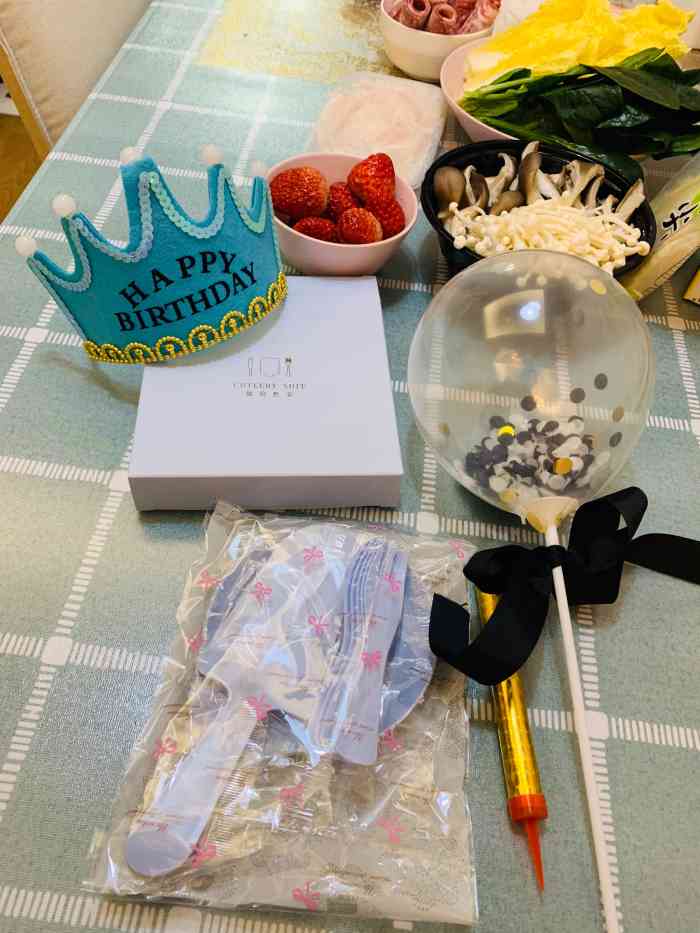 觅糖·烘焙-"好几年的老客了,一直在他家订蛋糕,以前在.