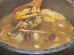 -芸山季·云南山珍菌火锅(人民广场来福士店)