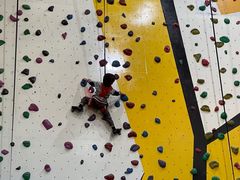 -问山MountQuest攀岩馆