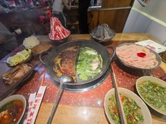 -赵美丽·重庆社区火锅·直营店(火车东站·中豪国际店)