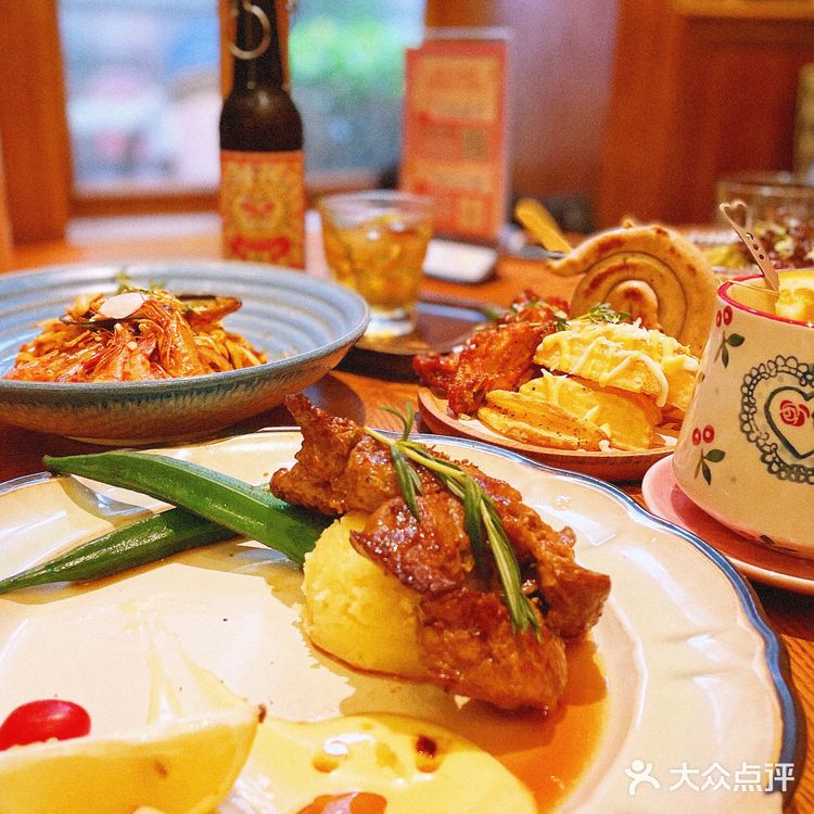 文艺复兴宫廷风🍴网红西餐鼻祖‼️广州人从小吃到大👏🏼老牌子出品赞