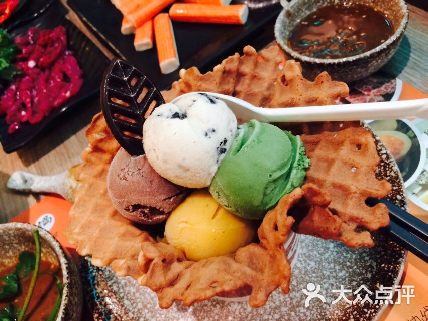 小辉哥火锅(巴黎春天五角场店)的点评