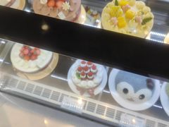 -花花卷卷·鲜食蛋糕(静安久光百货店)