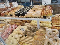 -焙丽拾光(麦凯乐直营店)