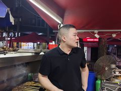 -辣出味岳阳特色烧烤·龙虾大排档(砂子塘总店)