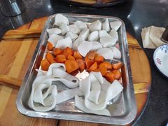 -老关东铁锅炖(上游街店)