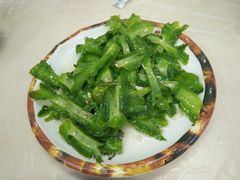 -小辣妹川味海鲜加工店(第一市场椰风巷店)